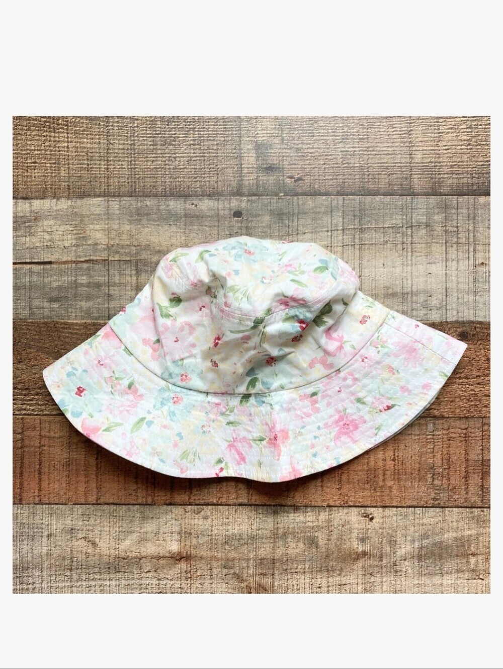 Abercrombie & Fitch Floral Bucket Hat NWOT